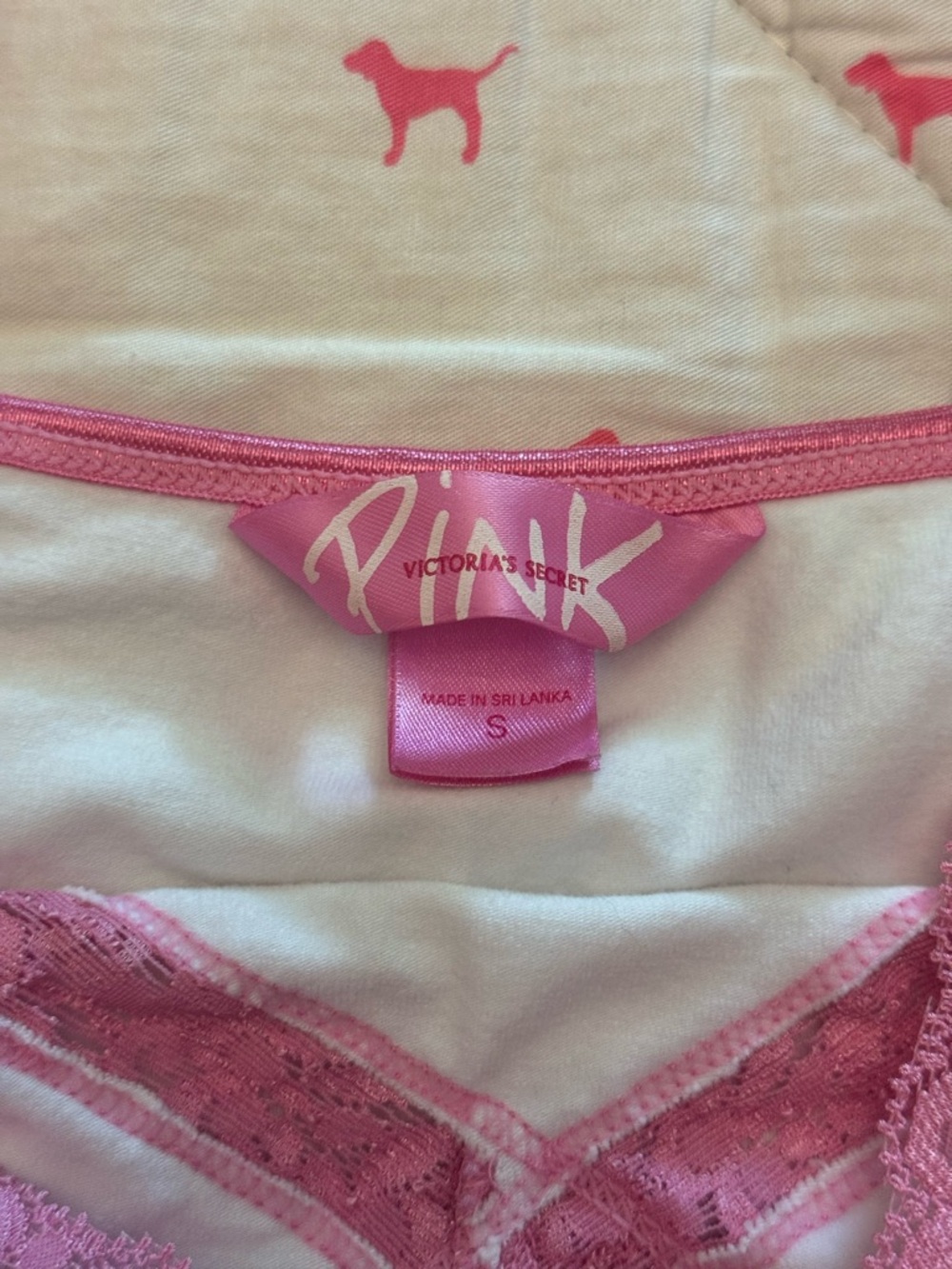 VS PINK VINTAGE Y2K SET FLORAL LOVE BOOTY SHORTS & LACE TRIM CAMI TANK TOP NWOT - Picture 4 of 13
